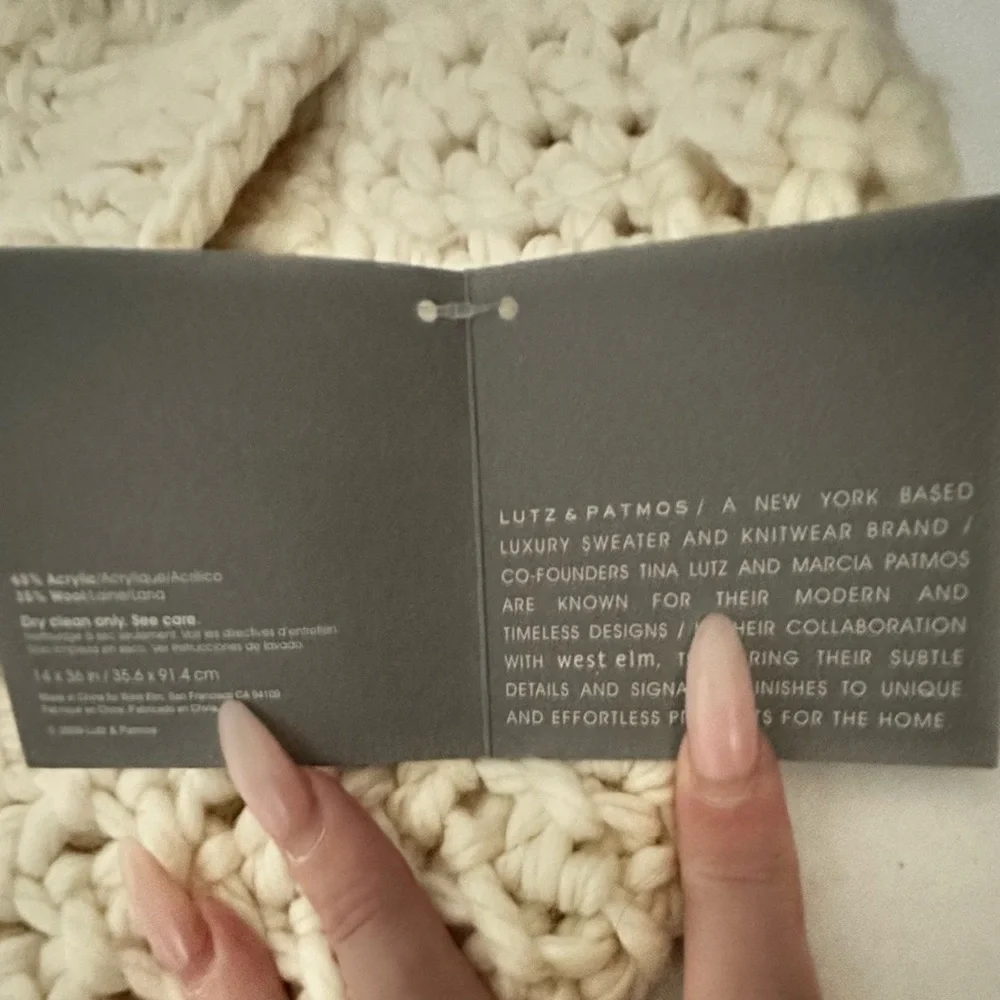 Lutz&Patmos for WEST ELM Knitted lumbar pillow cover Cream NWT